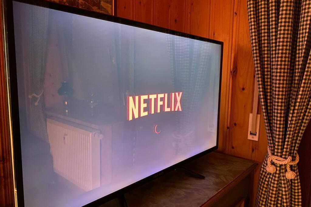 Urig / Mitten Im Bayerischen Wald + Schonblick + Netflix Schofweg Luaran gambar